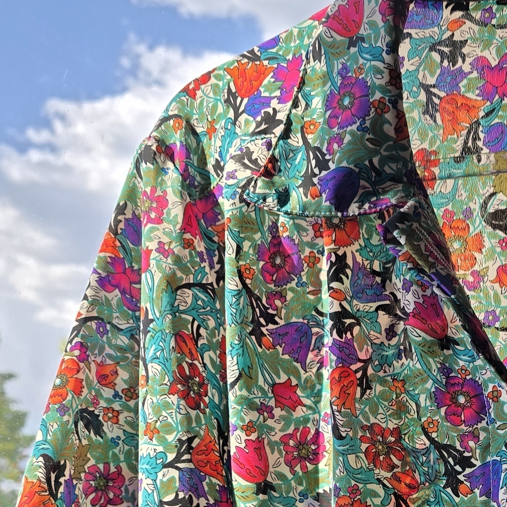 💐Stunning Floral Vintage Shirt💐